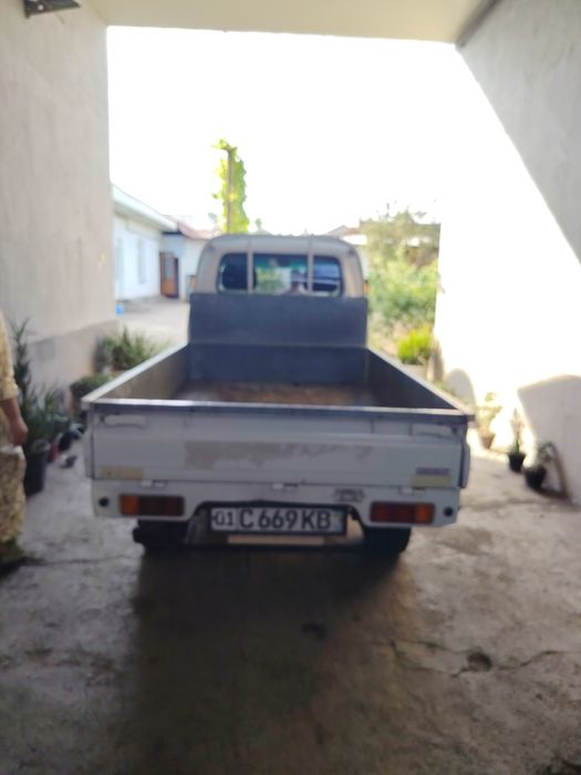 Damas Labo zor sastayaniyada