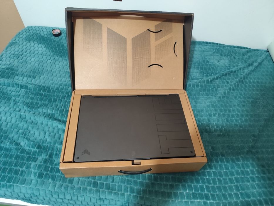 Laptop ASUS Gaming 17.3 TUF A17 FA706QR 32gb ddr4  ryzen 7 5800h rtx3070 8gb