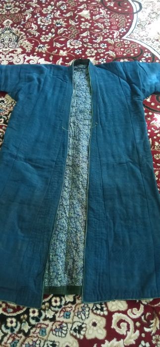 Чапаны разные  новые. Цены договорные.   .