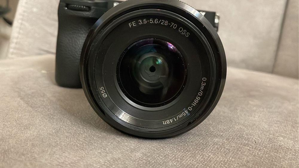 Продам Sony Alpha A6700