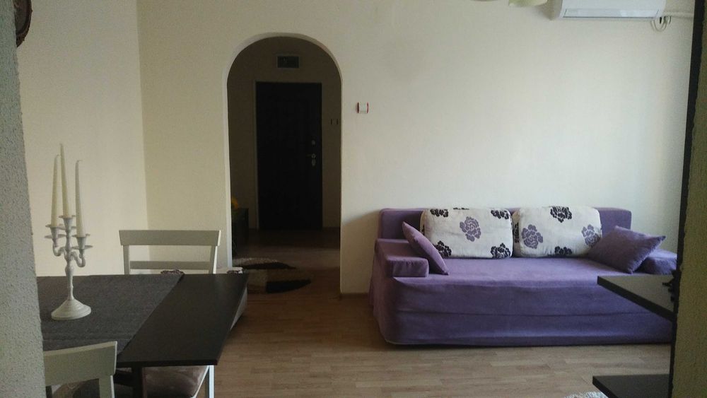 Apartament 50m2 renovat, zona Precista