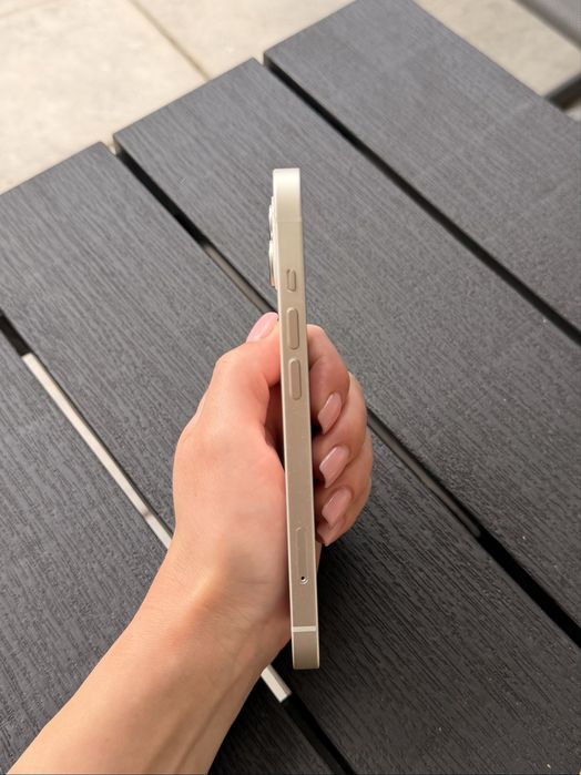 iPhone 14 128GB бял
