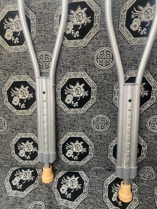 Кастыли подмышечные