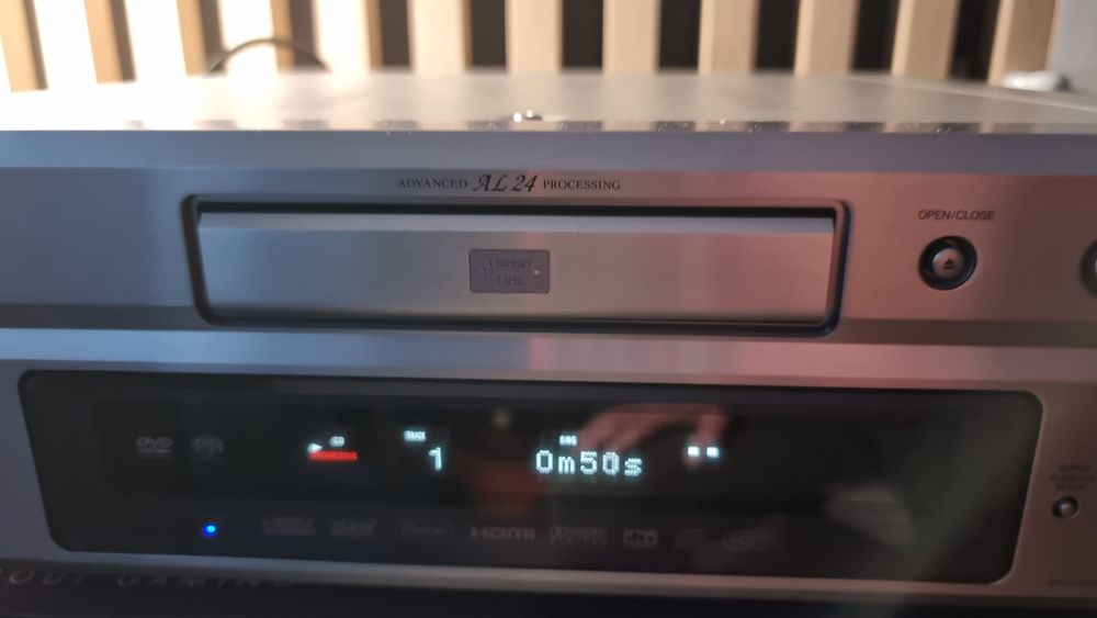 Denon  SACD    DVD 3930