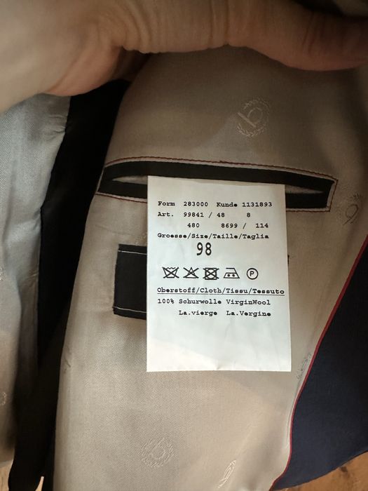 Мужской костюм Bugatti