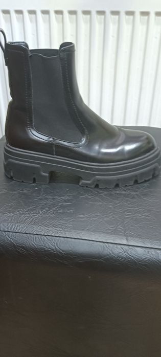 Vând ghete dama diverse