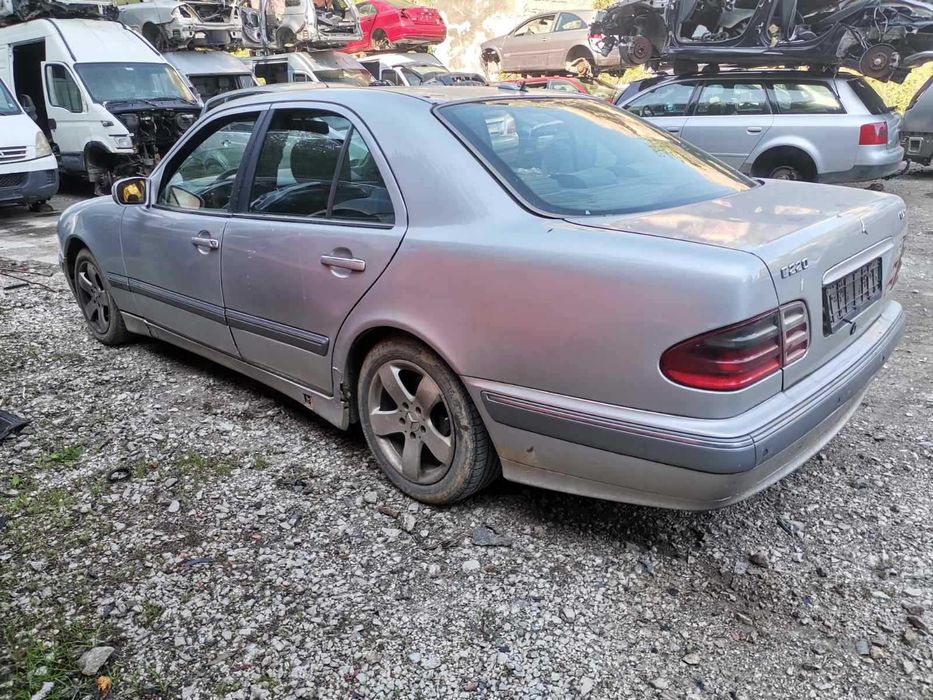 Mercedes E200 220 CDI W210 / Мерцедес Е200 Е220 на части 2001 година