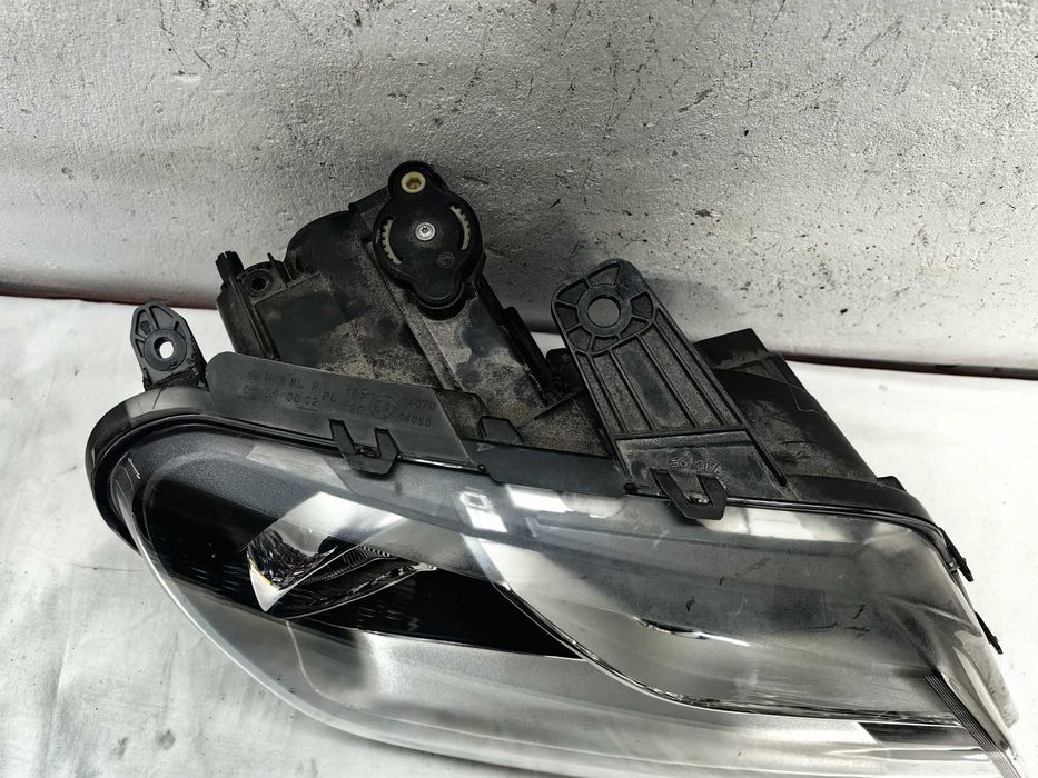 Оригинален фар Vw Amarok