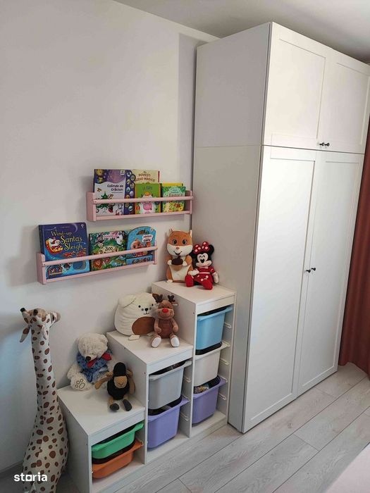 Apartament 3 camere, Eremia Grigorescu, etaj 4/4, bloc cu acoperis