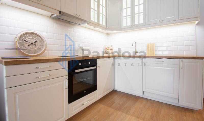 Дава се под наем Двустаен апартамент в София, Център - 70 кв.м за 550 € - Снимка #5