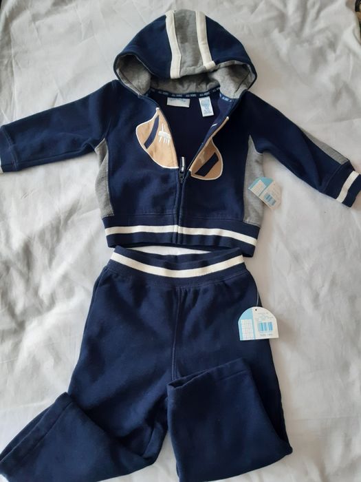 Детски анцуг от две части 18м.