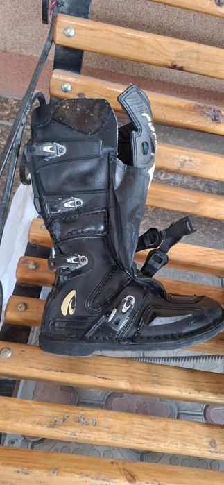 Продам МотоБоты.