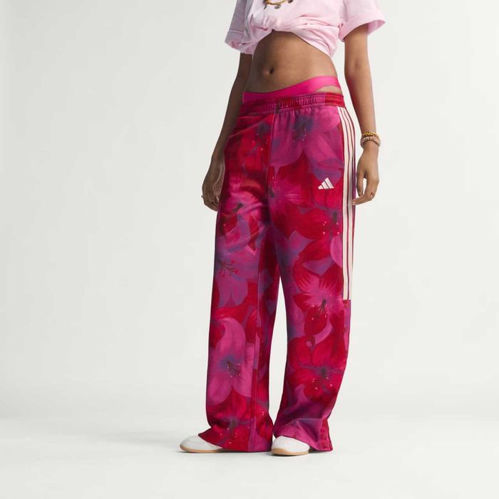 Женский спортивный костюм adidas x Farm Rio House of Tiro! Новый!