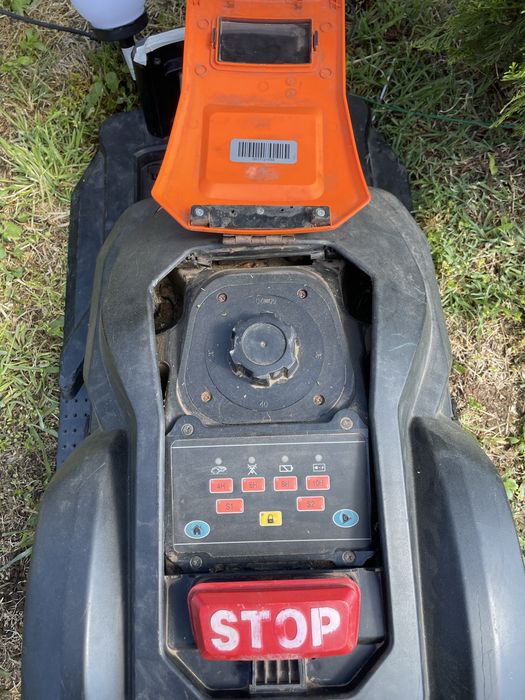 Косачка робот Yard Force SA650B