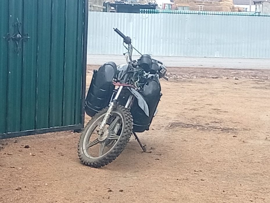 Yaqi отличное состояние