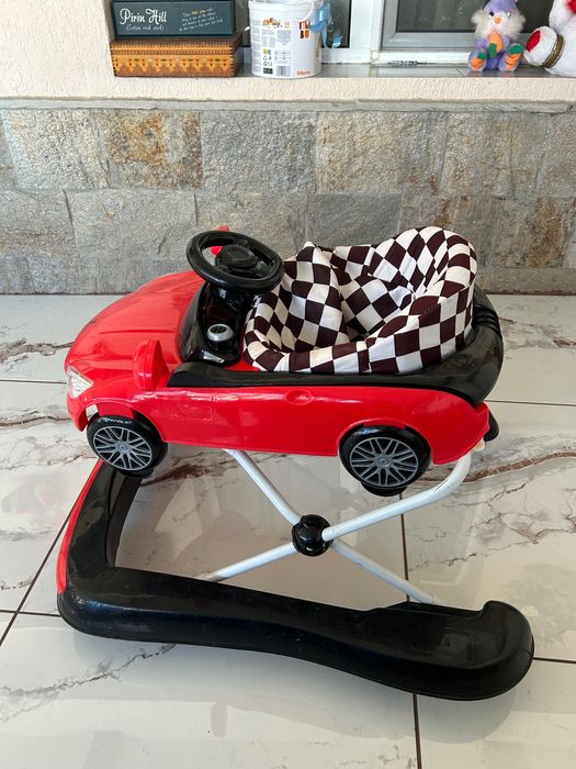 Детска проходилка за бебето и детето