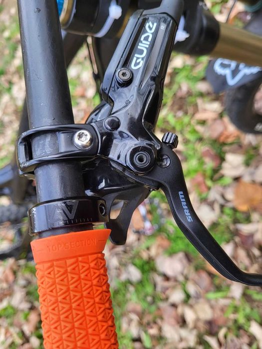 Даунхил колело GT Fury 2 Pro