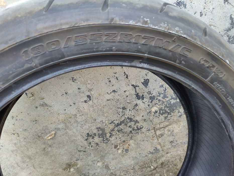 Продавам гуми за мотор BRIDGESTONE BATTLAX BT016 -190/55/17