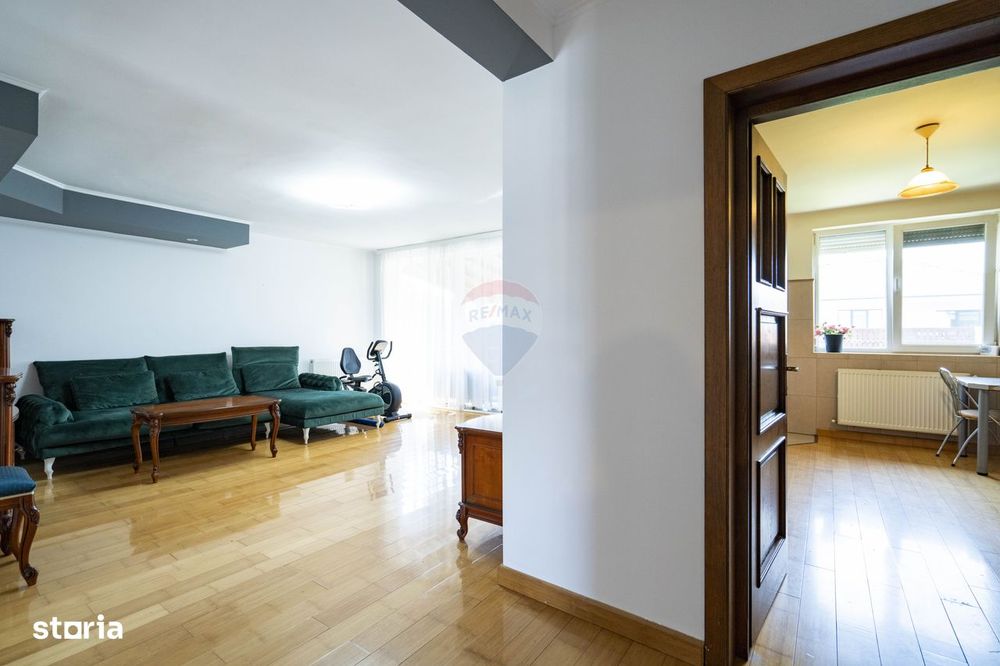 De vânzare casă cu 6 camere in Santandrei