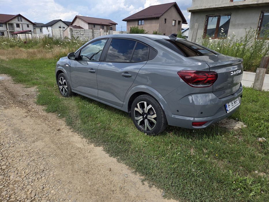 DACIA Logan 2023 — imagine 2