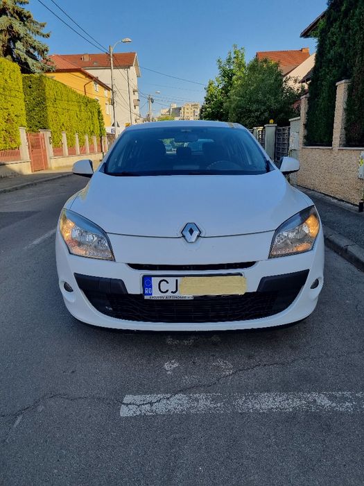 RENAULT Megane 2012 — imagine 2