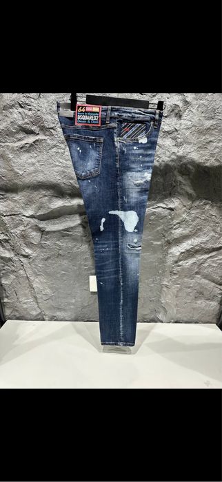Дънки на Dsquared2