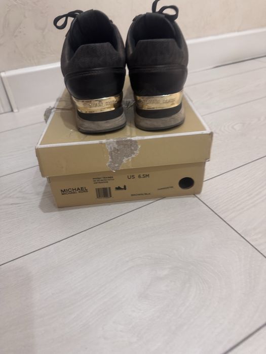 Макасы кроссовки mackel kors