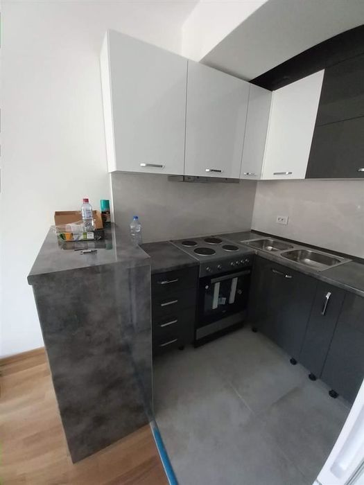 Продава се Тристаен апартамент в София, Витоша - 96 кв.м за 2490 €/кв.м - Снимка #2