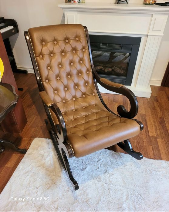 Balansoar maro NOU Chesterfield piele italiana de vaca - lemn fag