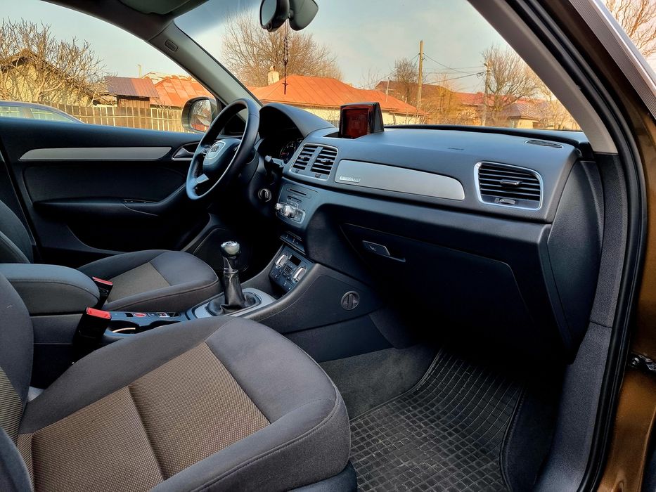 URGENT!!!AUDI Q3 S LINE 2.0 TDi AN 2012 Euro 5 Pret 9000 Euro Fixxx