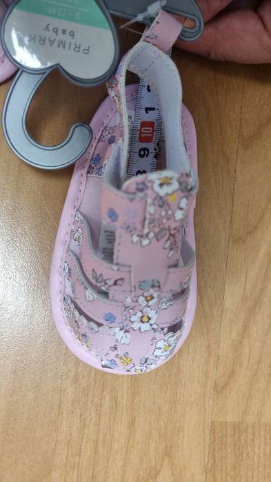 Бебешки буйки, сандали