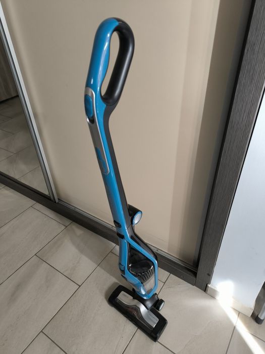 Aspirator vertical ROWENTA Dual Force 2in1 RH6753WO