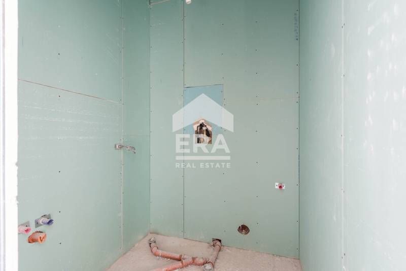 Продава се Тристаен апартамент в Варна, Чайка - 145 кв.м за 1573 €/кв.м - Снимка #8