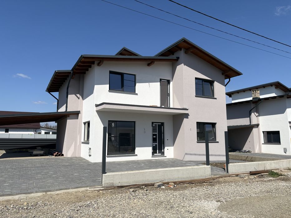 Casă nouă de vânzare | 150 mp utili | 400 mp teren | Scheia, Suceava