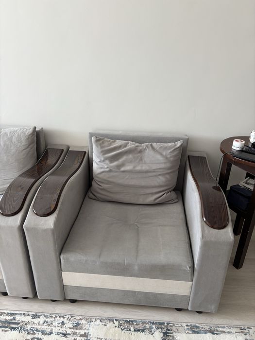 Диван и 2 кресла