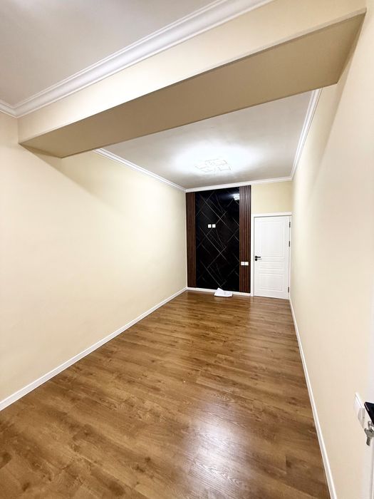 Яшнабад ЖК Азия Хаус продаю квартиру  с Евро ремонтом  2/1/8  42м2