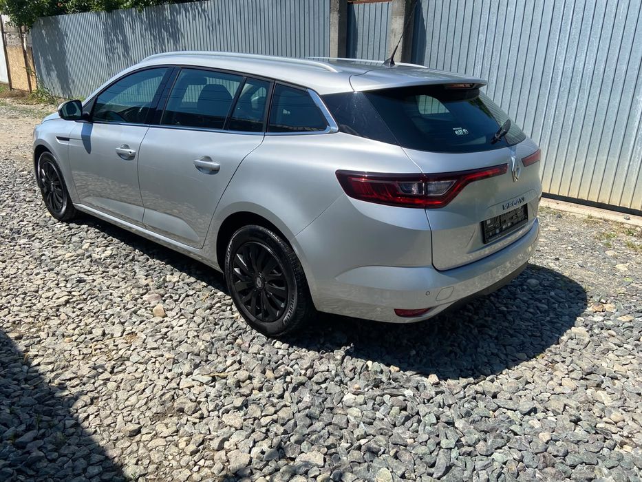 Renault Megane 4 / euro 6 / navigație  / senzori parcarea  / km 76.474 /
