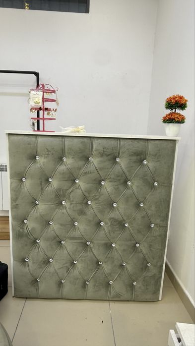 Ресепшн и ст стеллаж