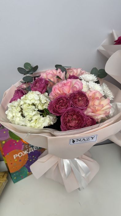 Цветы свежие вкусно пахнущие