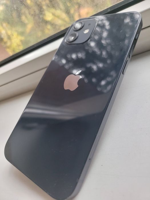 vand iphone 12