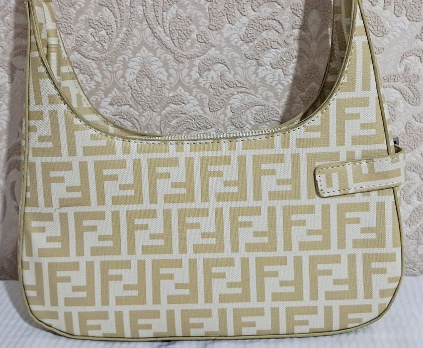 продается женская сумка