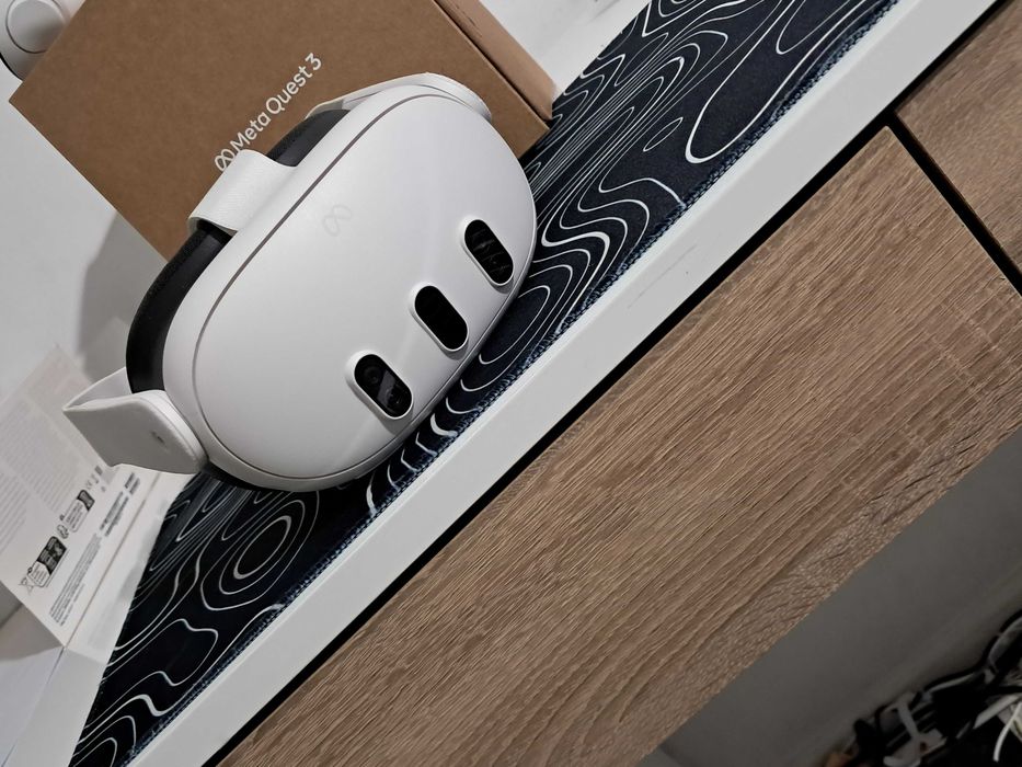 VR очила Meta Quest 3