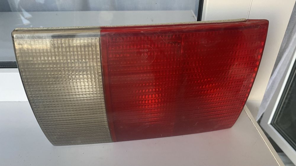 Продам фонари задние