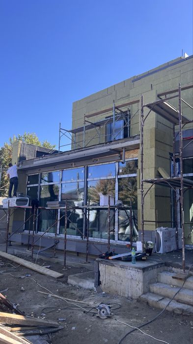 Firmă de construcții !!!Executam Termosistem,izolații termice fațade,renovări vopsire,reparații.