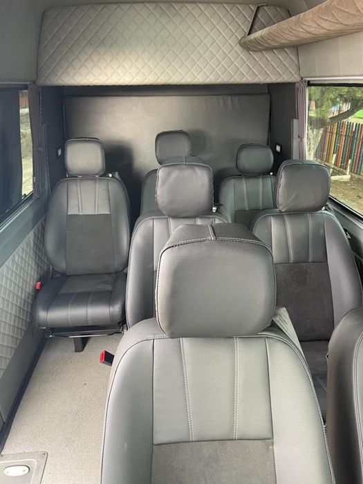 Mercedes-Benz Sprinter 8+1