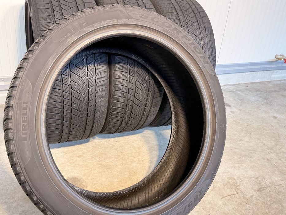 285/40/22 зимни гуми PIRELLI SCORPION WINTER