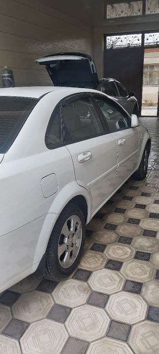 Жентра ласетти ..