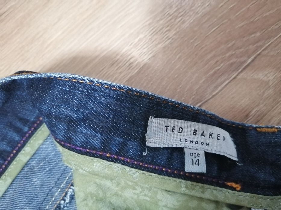 Фирменные джинсы Ted Barker