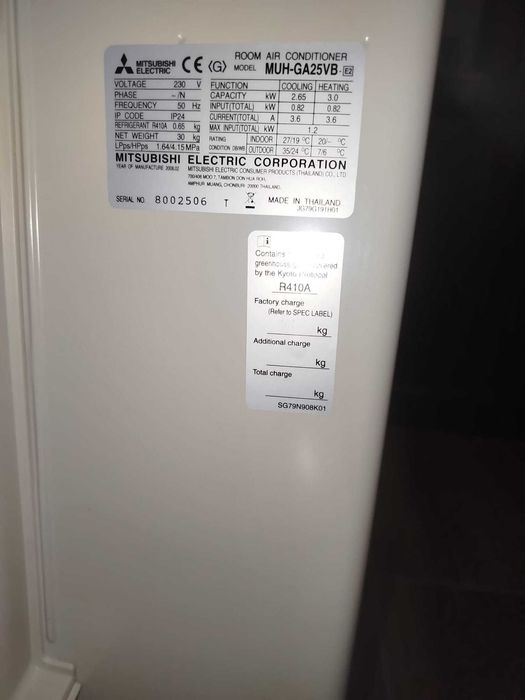 Aer conditionat Mitsubishi 12 000 Btu cu unitate externa noua in perfecta stare de functionare .