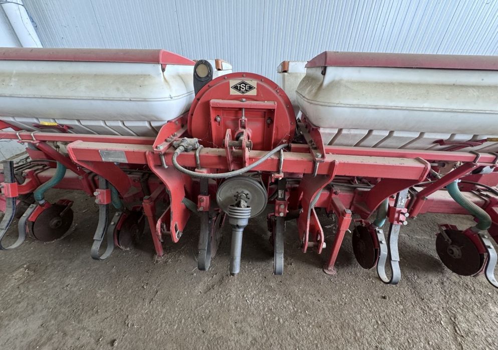 Semănători porumb Gaspardo 6 rânduri+fertilizare